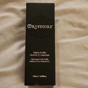 🐕Truffoire Black Truffle Vitamin C Cleanser New in Box